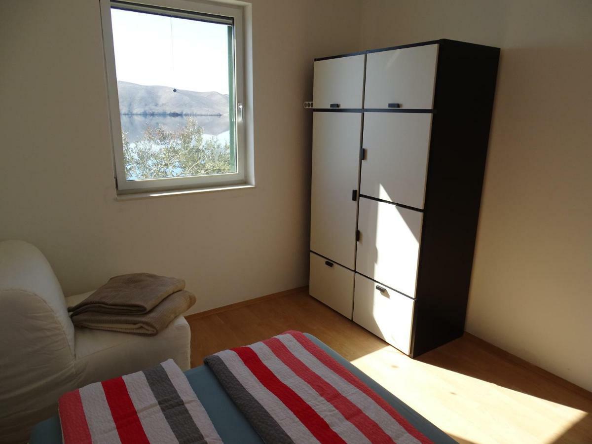 Vila Vinko Miskovici Luaran gambar